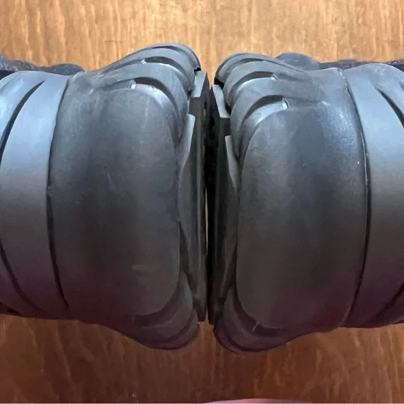 Adidas Kapitr 3.0 Men’s Running Shoes. Size 9. Black - Picture 3 of 9